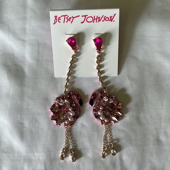 Betsey Johnson Flamingo Crystal dangle Earrings NWT - Picture 4 of 7